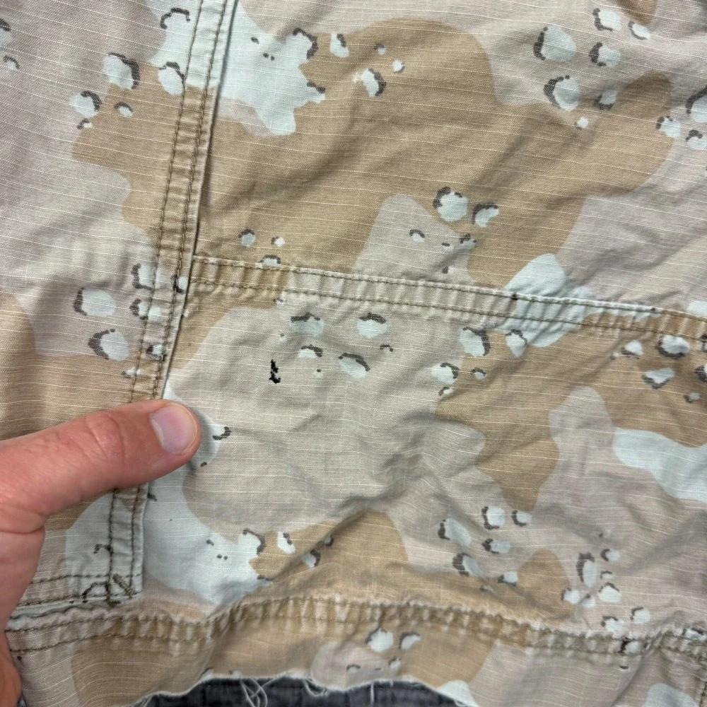 Y2K Mossimo Shorts Men 31 Chocolate Chip Camo Cargo Baggy 12